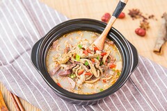 初一以青春为话题的作文600字(把热血写进青春的作文600字)